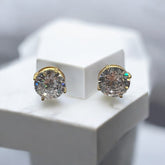 Brinco Zircônia Ponto de Luz com 4 Garras
